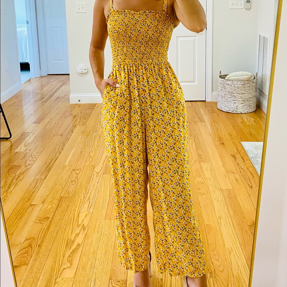 Hollister XS Yellow Romper